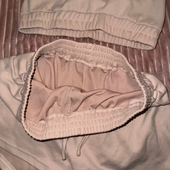 BRAND NEW! 💖Women’s Two Piece Shorts Set- - Picture 3 of 5